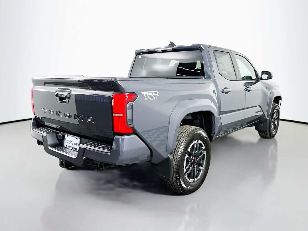 2026 Toyota Tacoma TRD Sport - Image 7