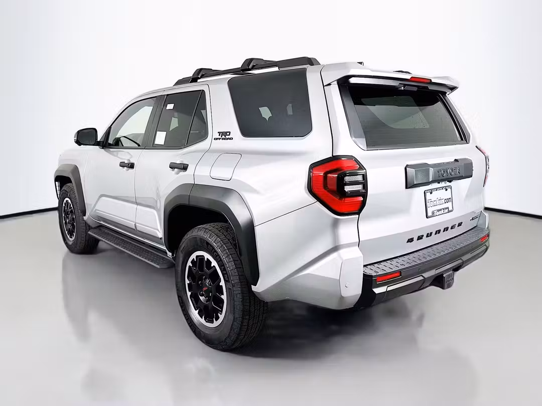 2025 Toyota 4Runner I-Force Max Hybrid TRD Off Road Premium - Image 5