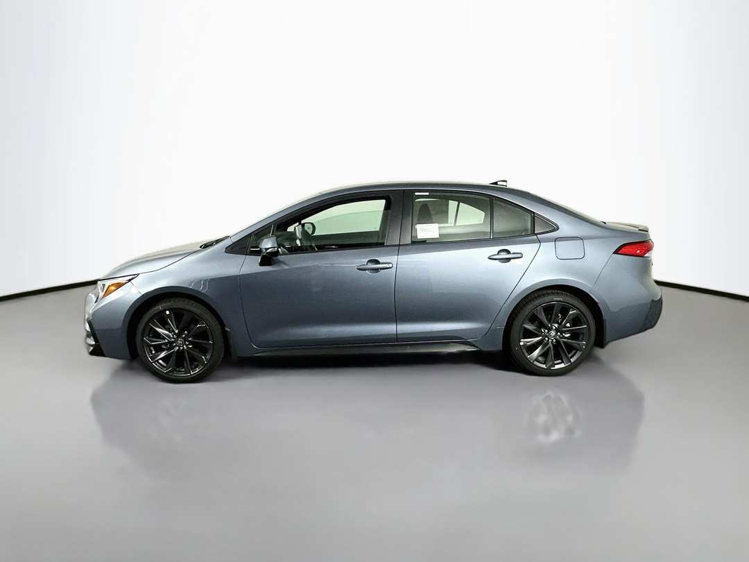 2026 Toyota Corolla SE - Image 4