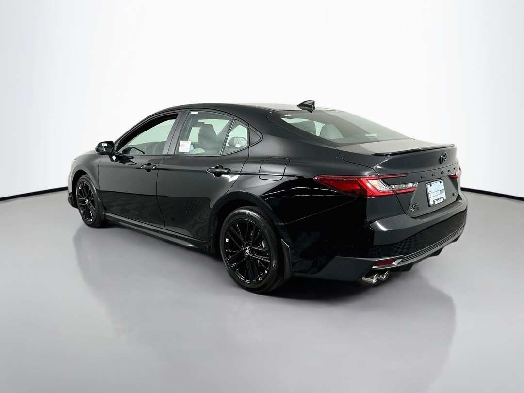 2026 Toyota Camry XSE - Image 5