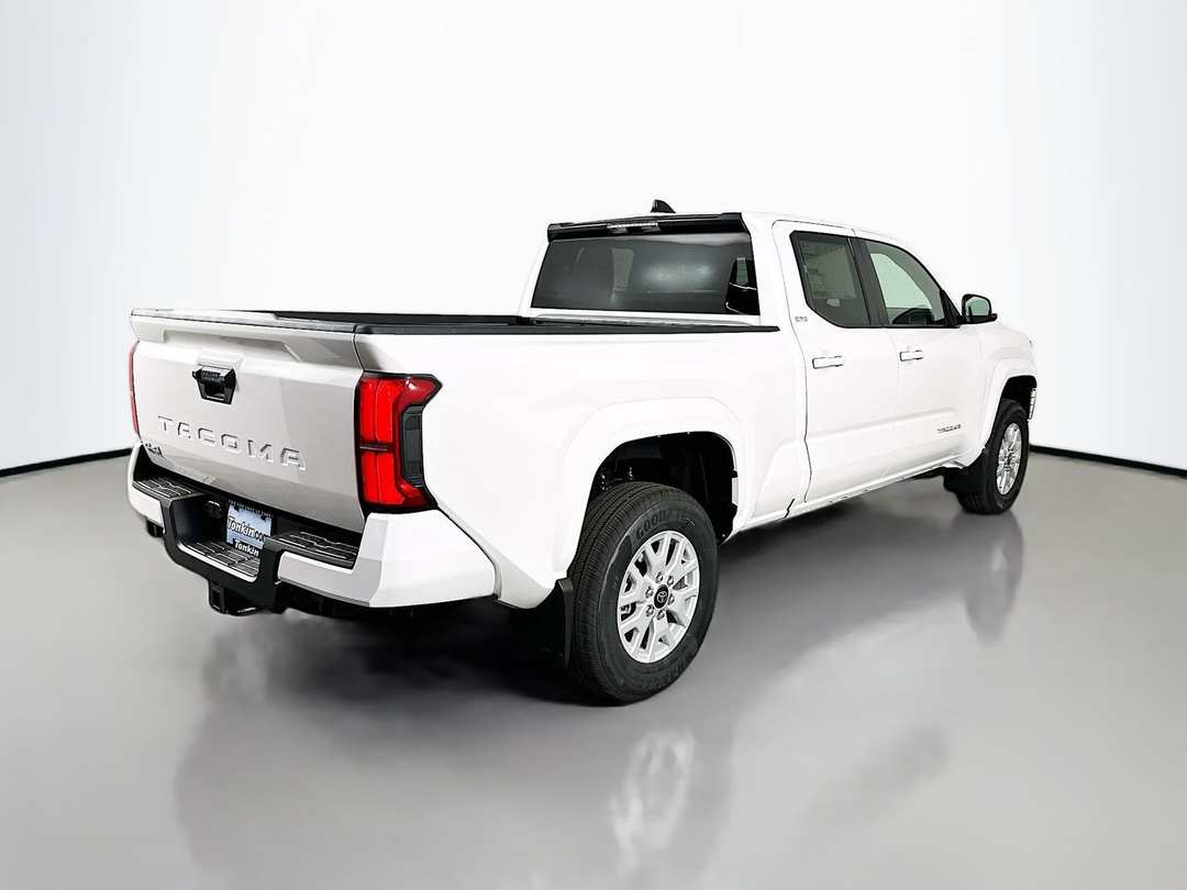 2026 Toyota Tacoma SR5 - Image 7