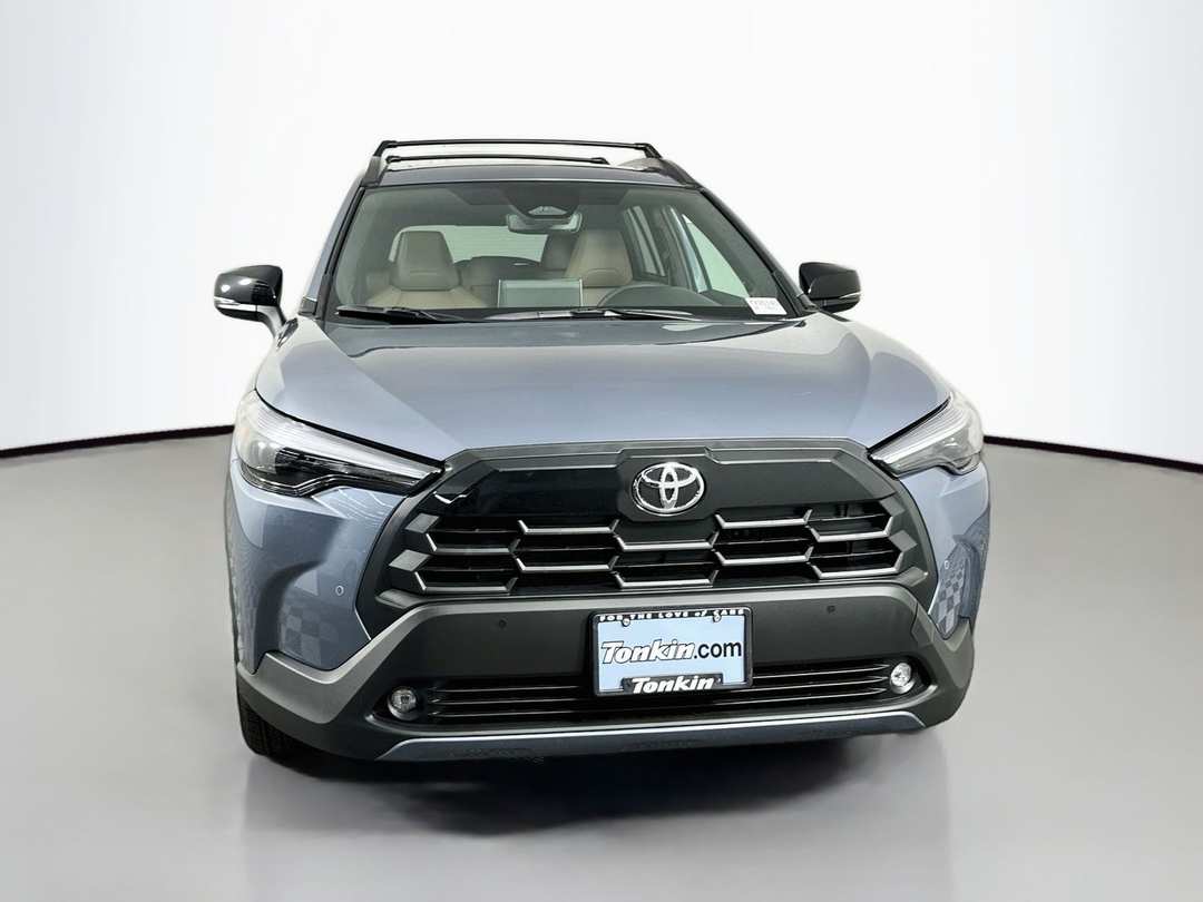 2026 Toyota Corolla Cross XLE - Image 2