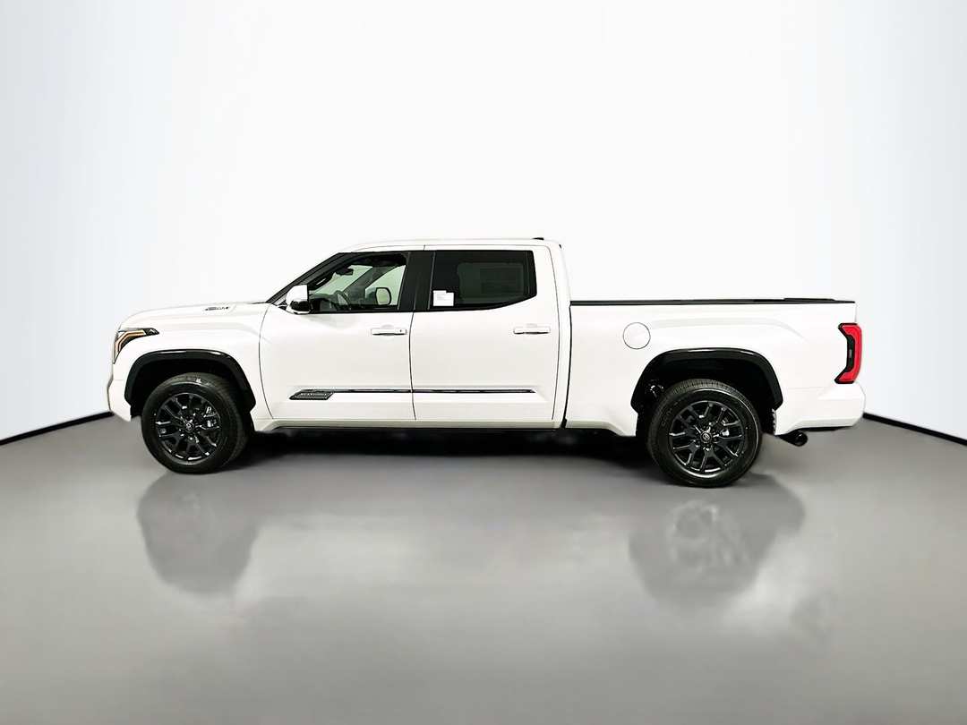 2026 Toyota Tundra Hybrid Platinum - Image 4
