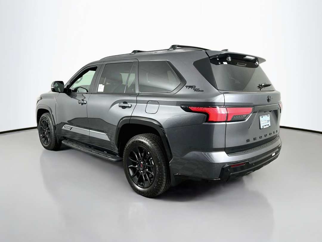 2026 Toyota Sequoia Platinum - Image 5