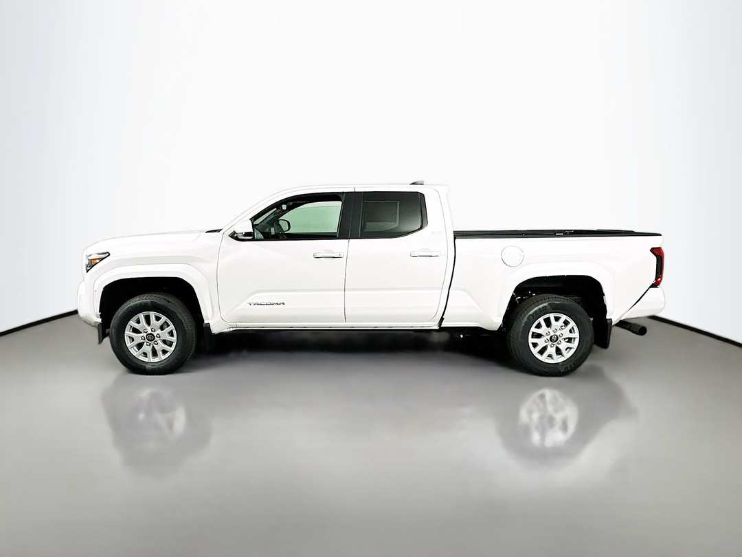 2026 Toyota Tacoma SR5 - Image 4