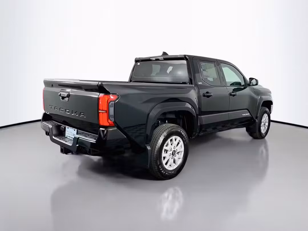 2026 Toyota Tacoma SR5 - Image 7