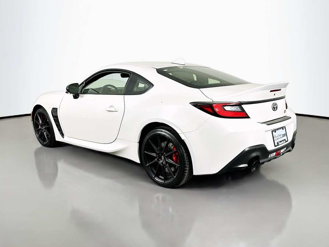 2026 Toyota Gr86 Premium - Image 5