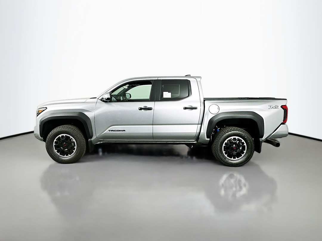 2026 Toyota Tacoma TRD OffRoad - Image 4