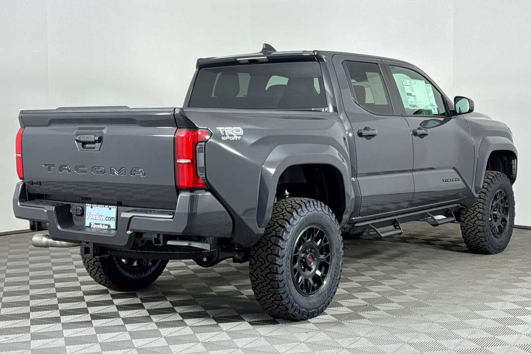 Toyota Tacoma - Image 3