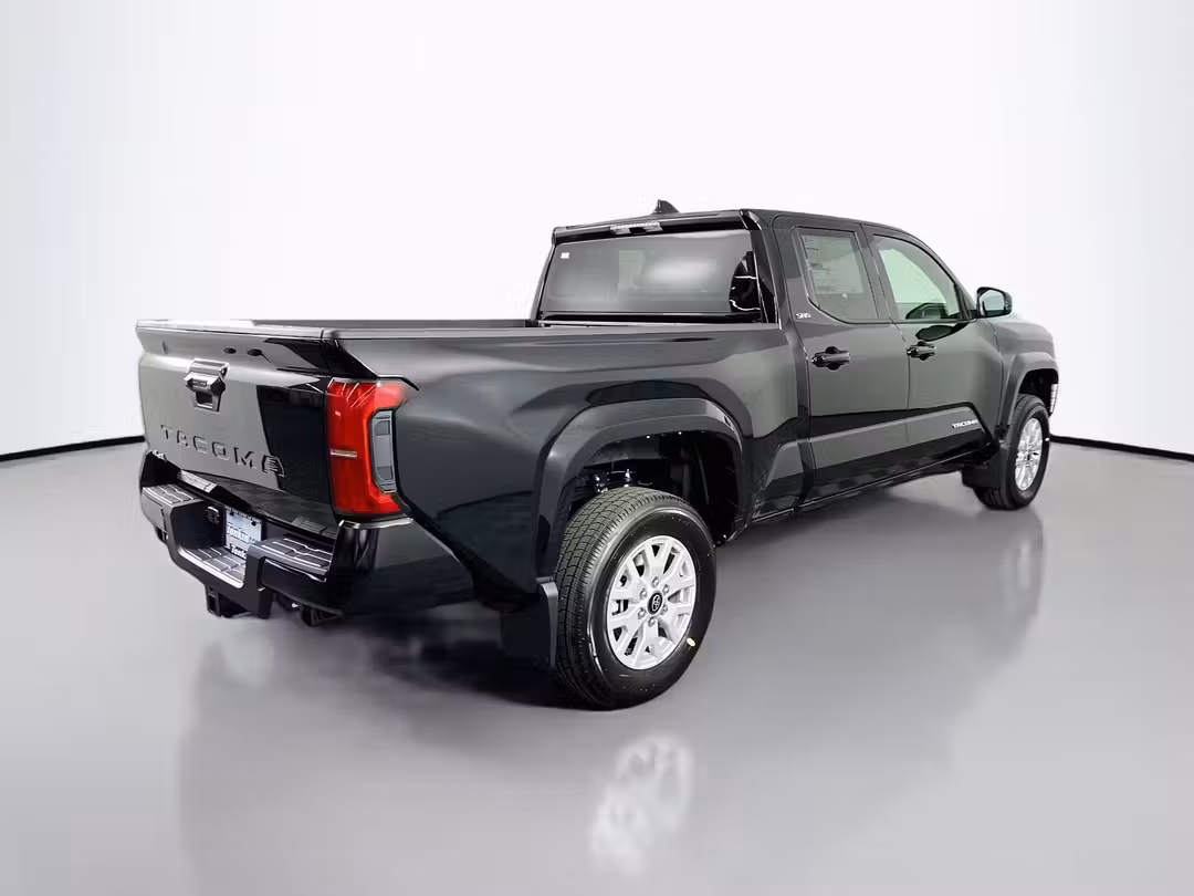 2026 Toyota Tacoma SR5 - Image 7
