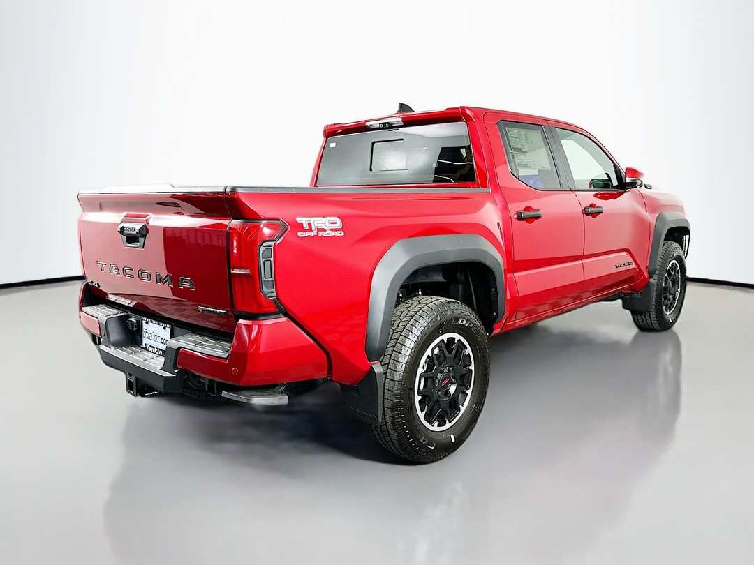 2026 Toyota Tacoma Hybrid TRD Off Road - Image 7