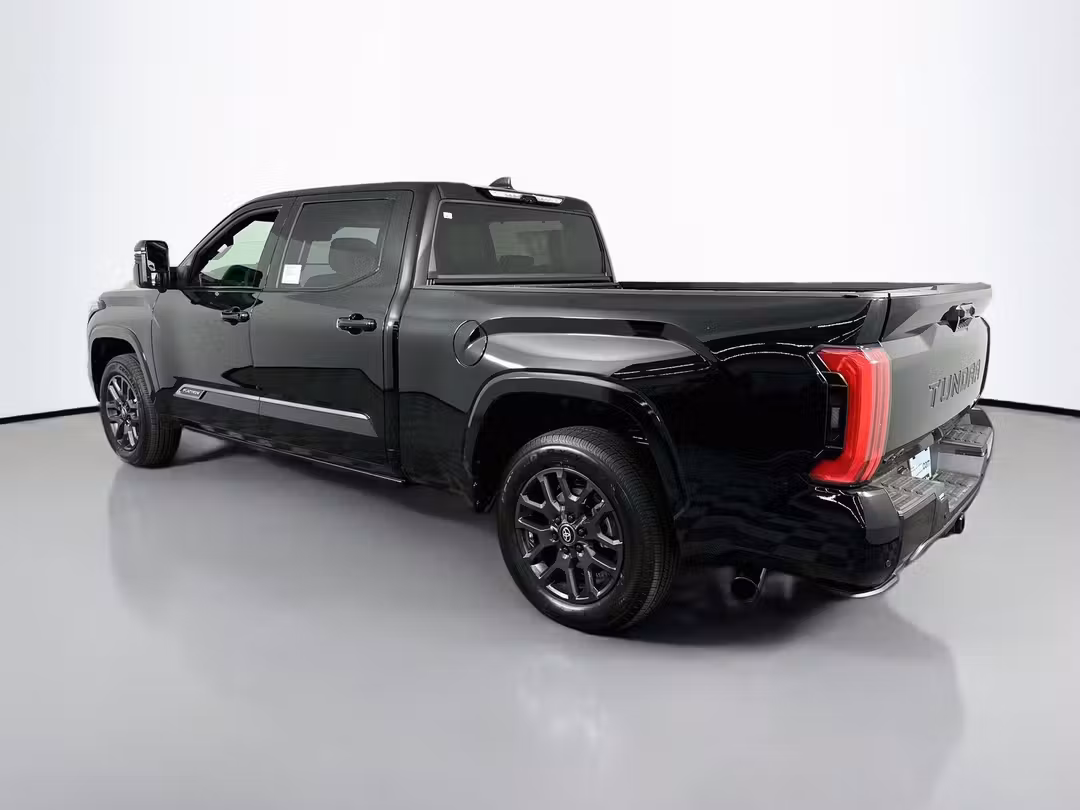 2026 Toyota Tundra Hybrid Platinum - Image 5