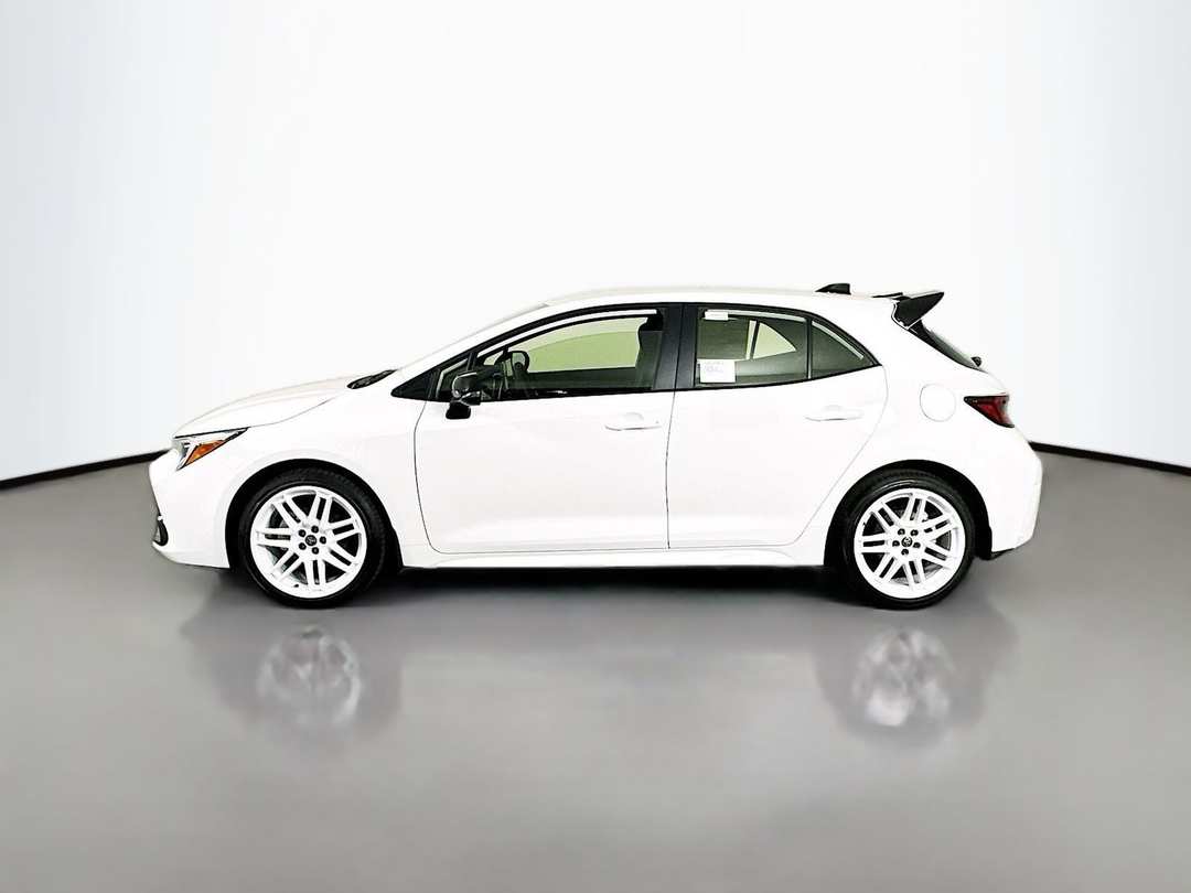 2026 Toyota Corolla SE - Image 4