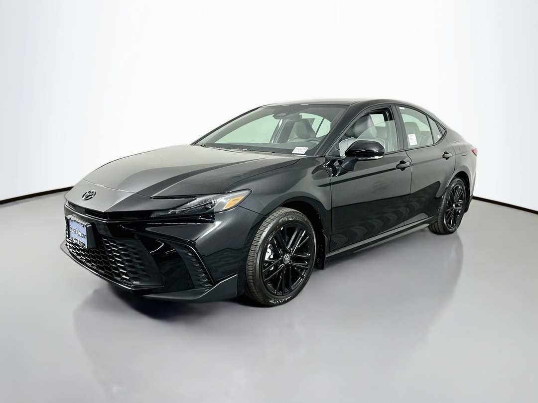 2026 Toyota Camry XSE - Image 3
