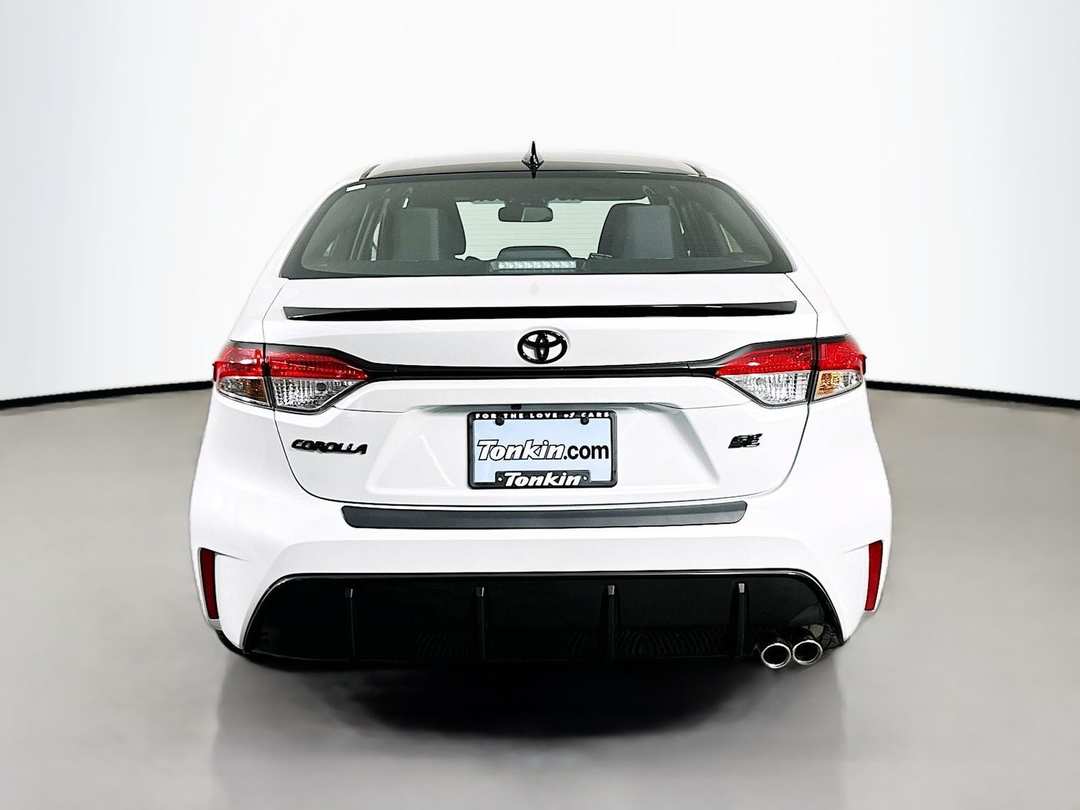 2026 Toyota Corolla SE - Image 6