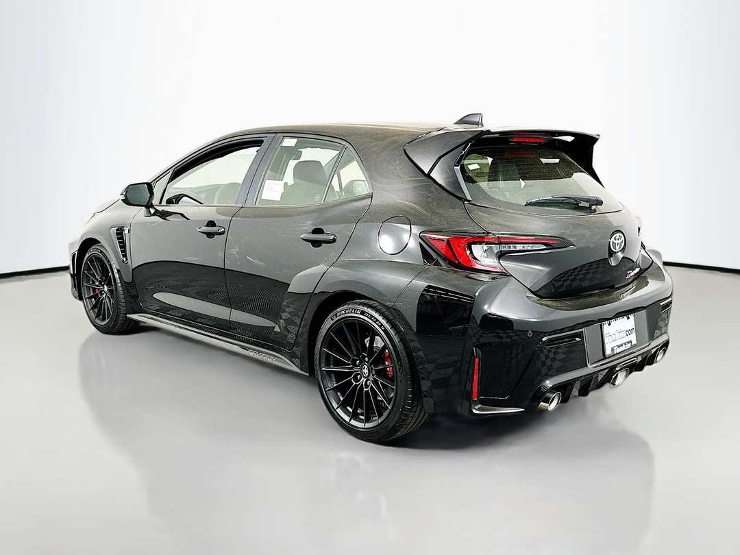 2026 Toyota Gr Corolla Premium Plus - Image 5