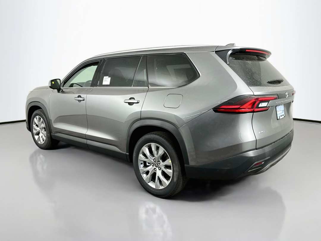 2026 Toyota Grand Highlander Limited - Image 5