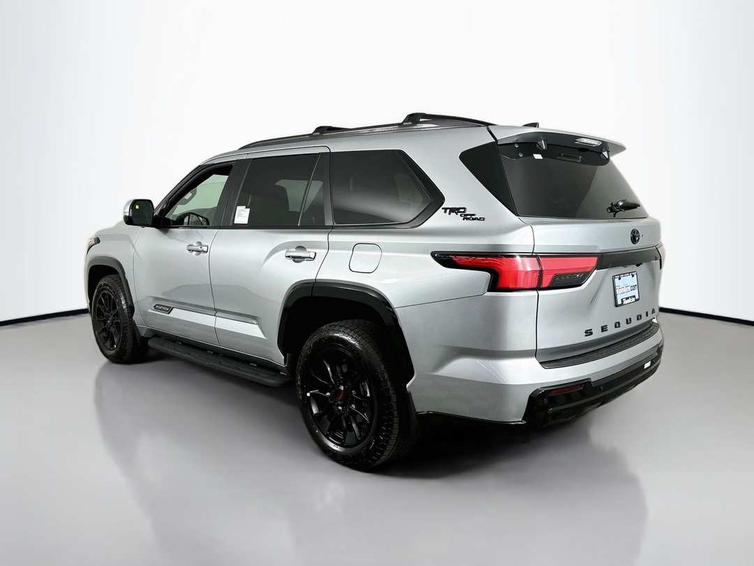 2026 Toyota Sequoia Platinum - Image 5