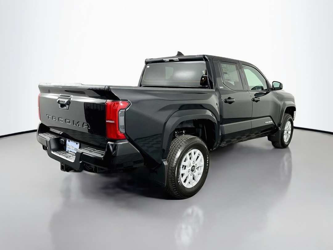 2026 Toyota Tacoma SR5 - Image 7