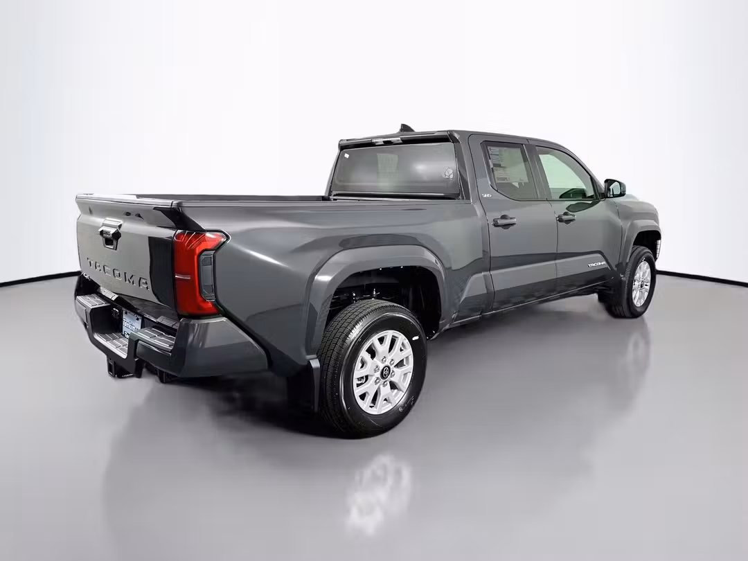 2026 Toyota Tacoma SR5 - Image 7