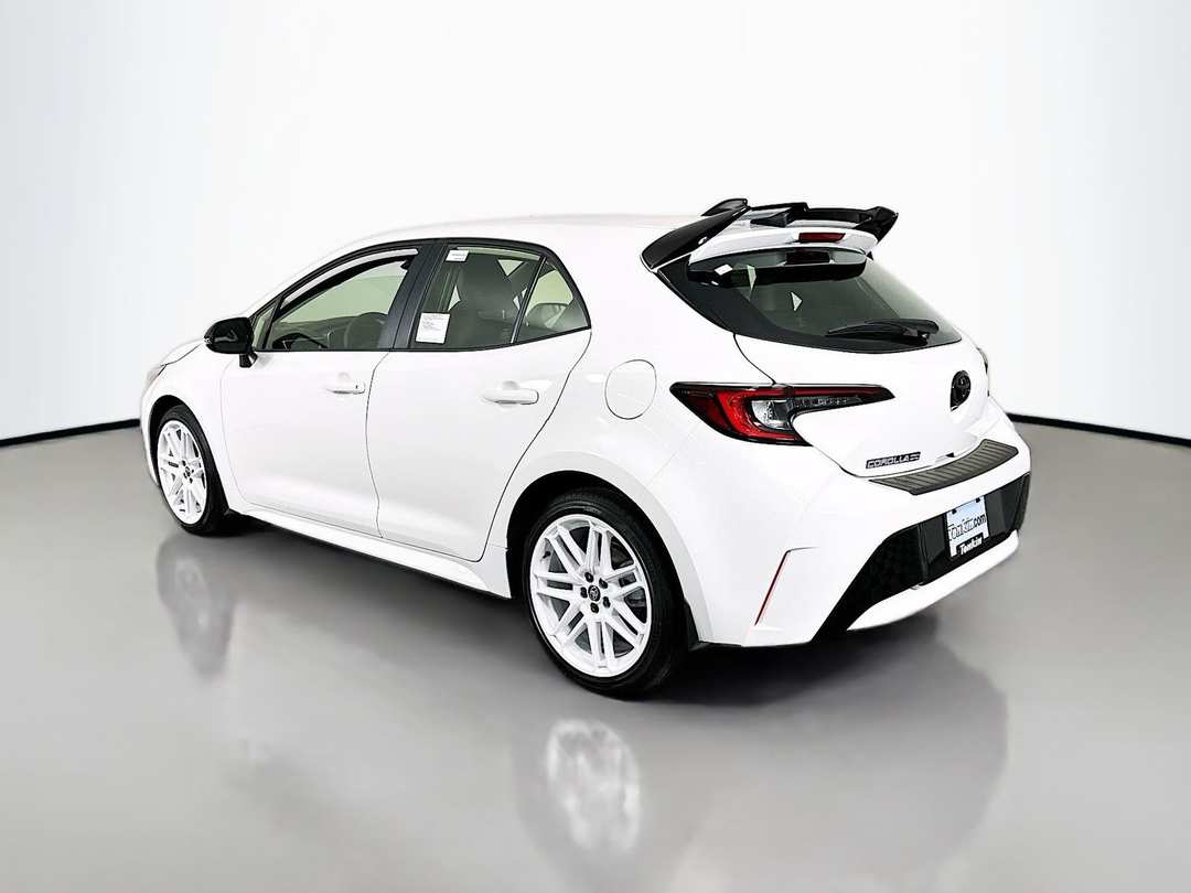 2026 Toyota Corolla SE - Image 5