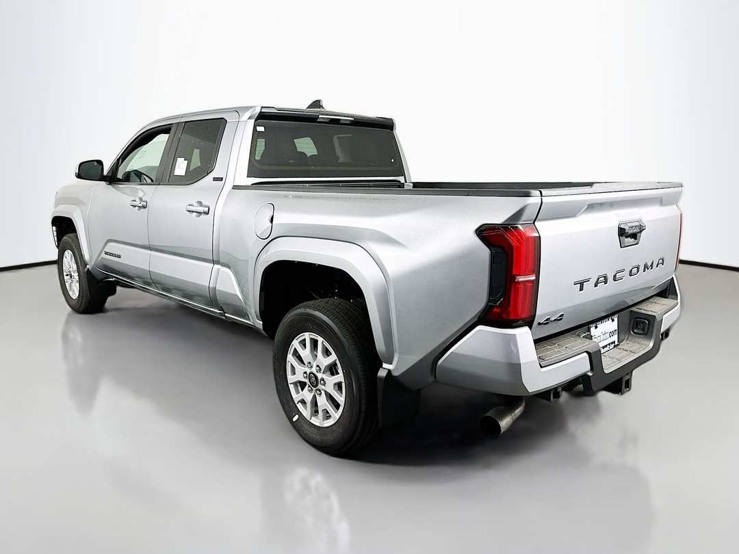 2026 Toyota Tacoma SR5 - Image 5