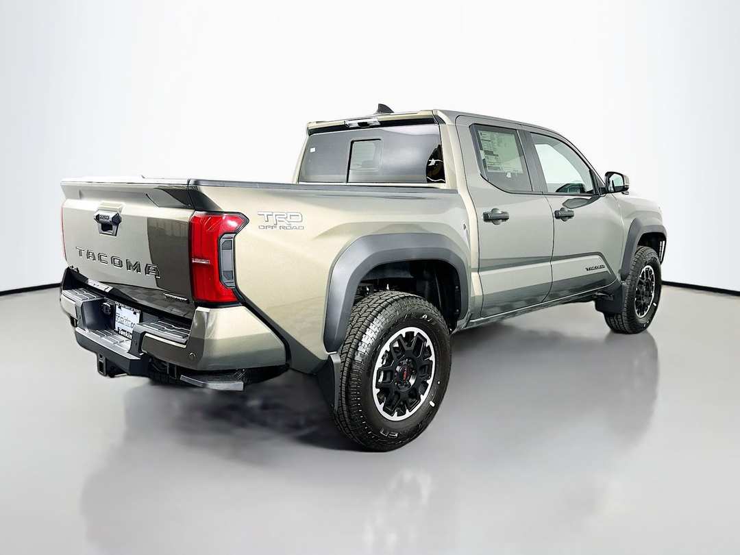 2026 Toyota Tacoma Hybrid TRD Off Road - Image 7
