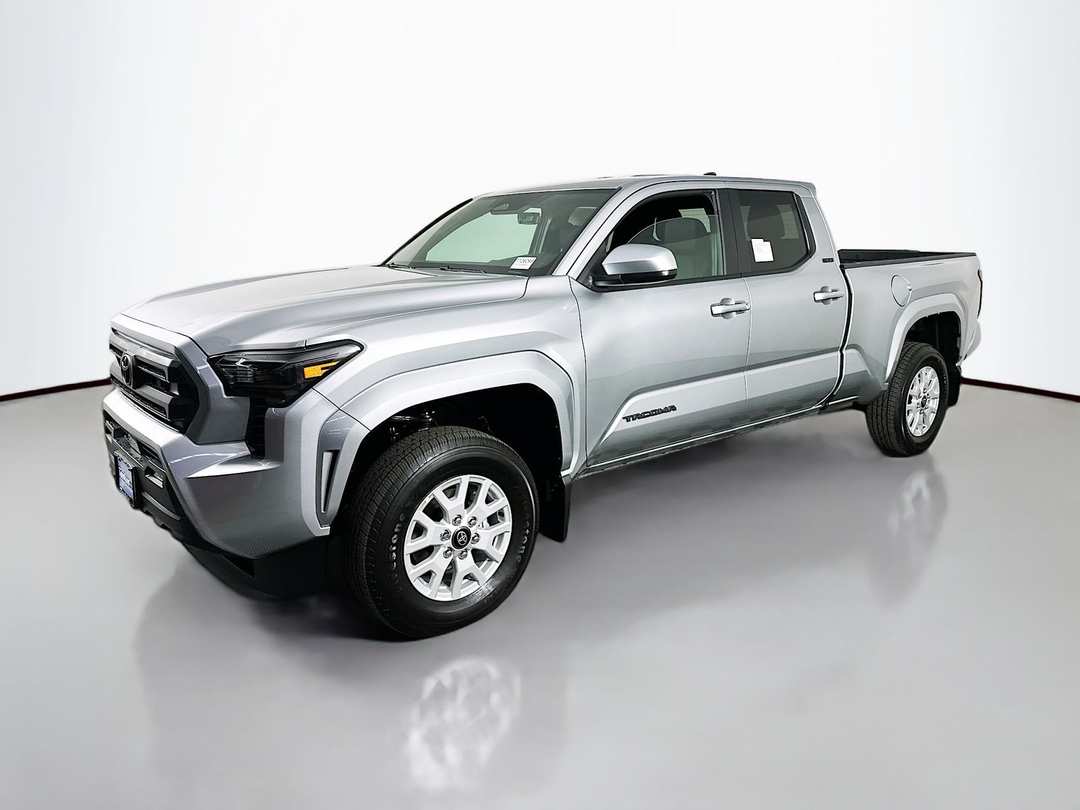 2026 Toyota Tacoma SR5 - Image 3