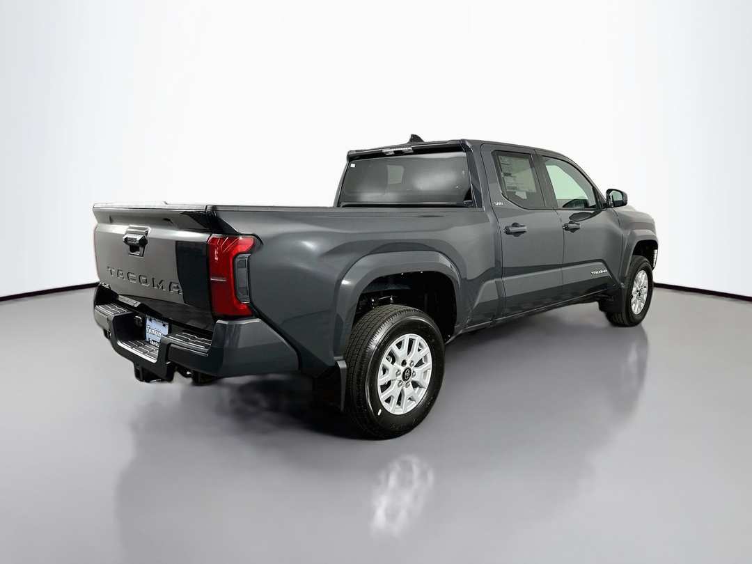 2026 Toyota Tacoma SR5 - Image 7