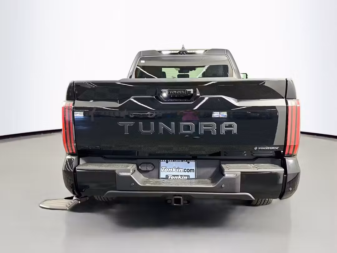 2026 Toyota Tundra Hybrid Platinum - Image 6
