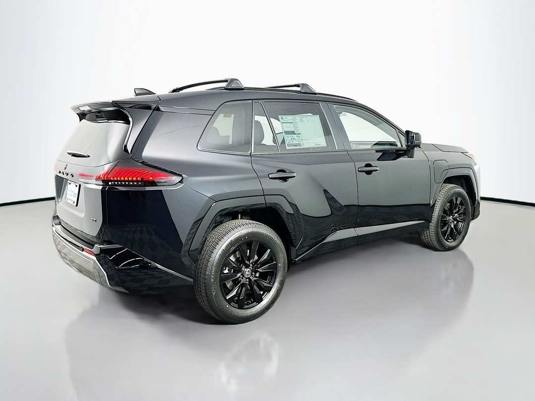 2026 Toyota Rav4 SE - Image 7