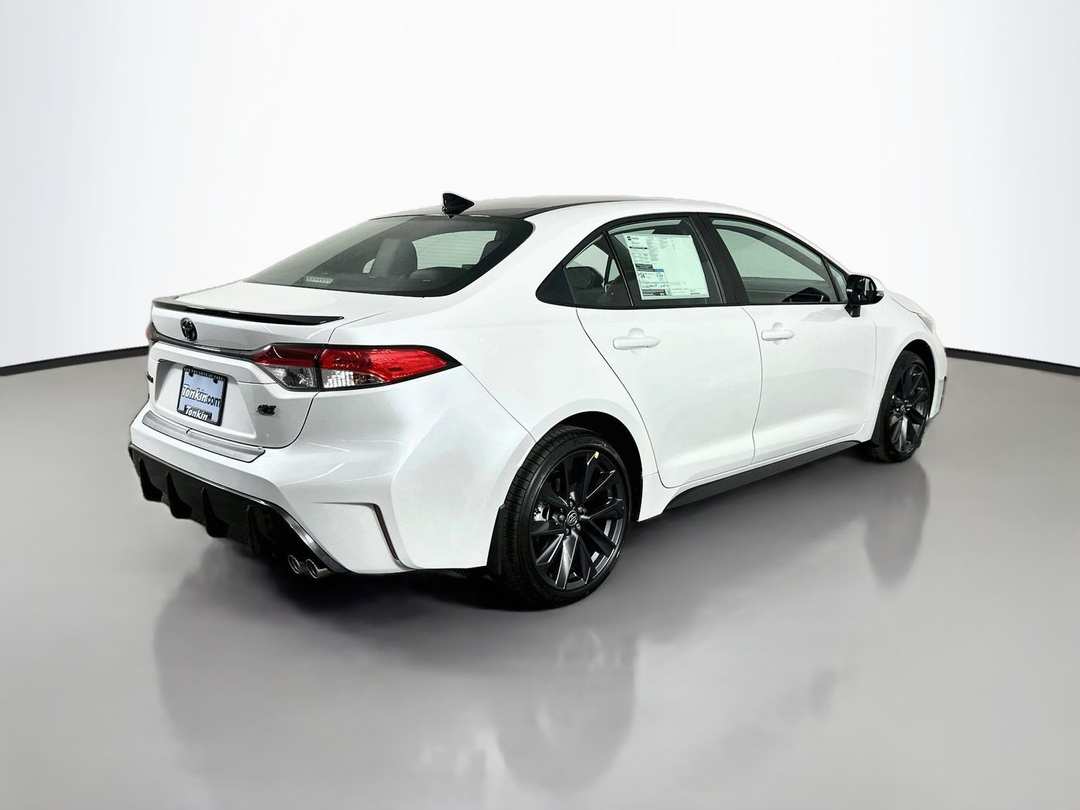 2026 Toyota Corolla SE - Image 7