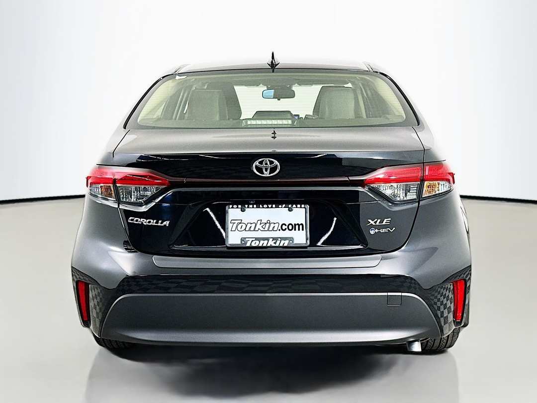2026 Toyota Corolla XLE - Image 6