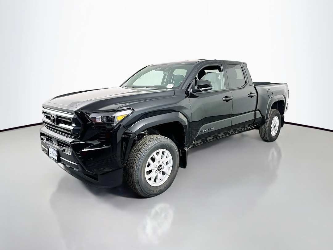 2026 Toyota Tacoma SR5 - Image 3