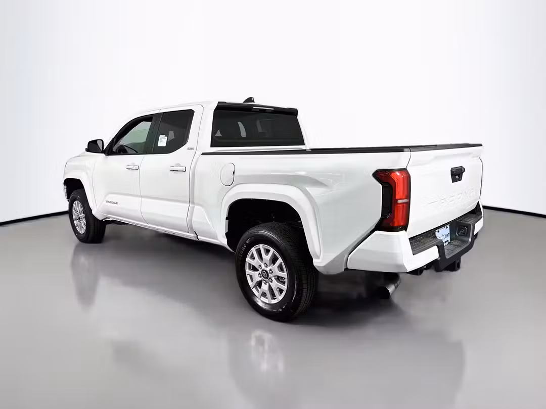 2026 Toyota Tacoma SR5 - Image 5