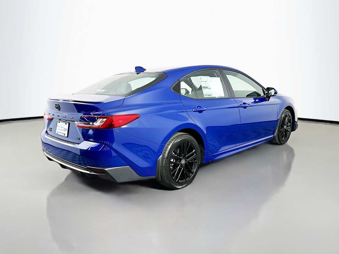 2026 Toyota Camry XSE - Image 7