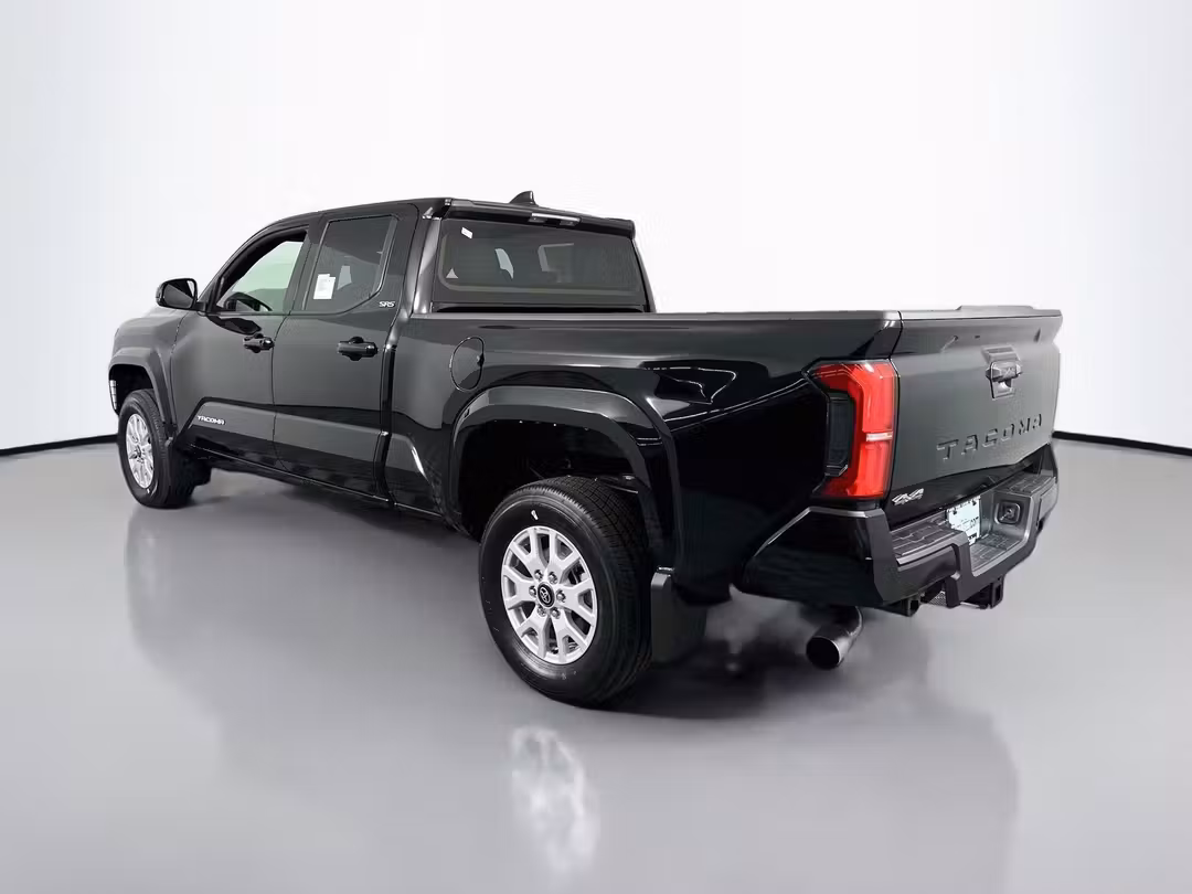 2026 Toyota Tacoma SR5 - Image 5