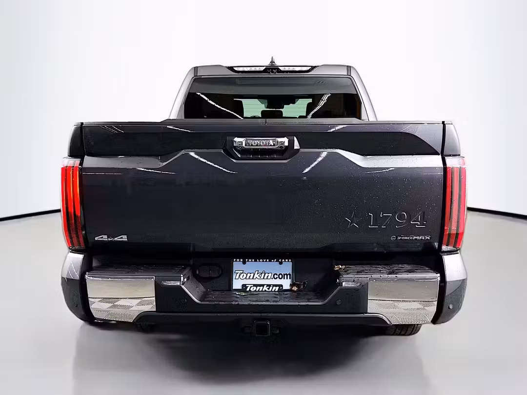 2026 Toyota Tundra Hybrid 1794 Edition - Image 6