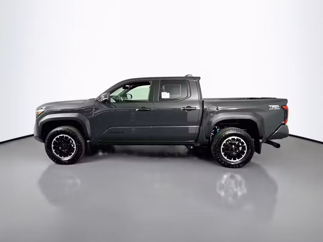 2026 Toyota Tacoma TRD OffRoad - Image 4