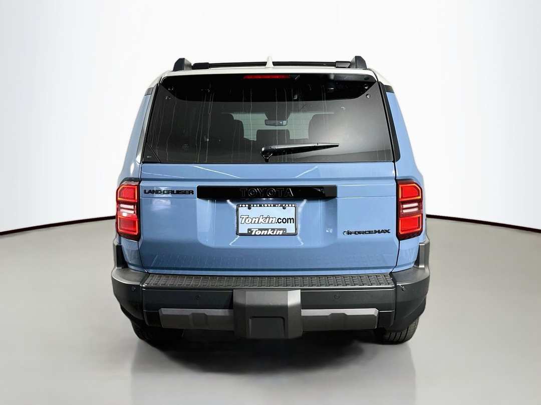 2026 Toyota Land Cruiser Base - Image 6