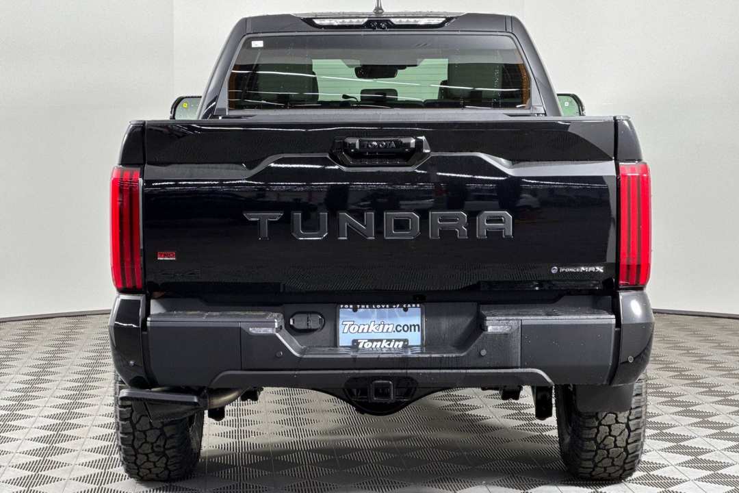 2025 Toyota Tundra Hybrid Limited - Image 5