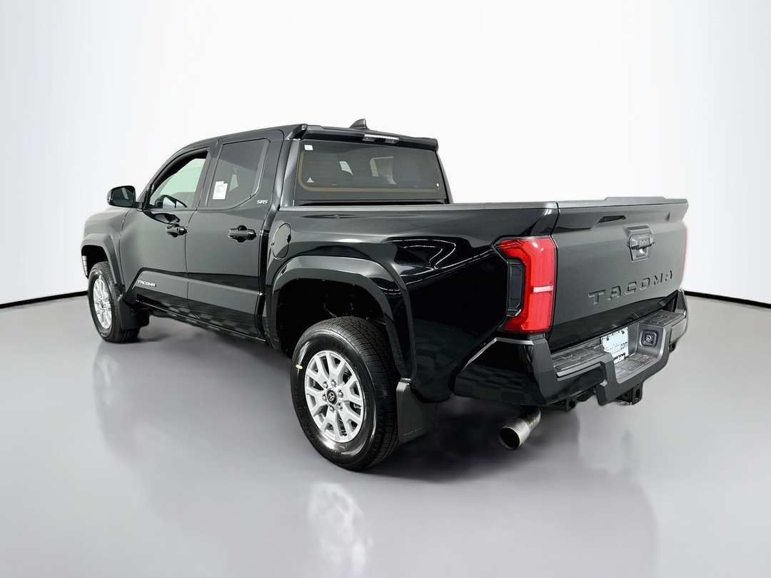 2026 Toyota Tacoma SR5 - Image 5