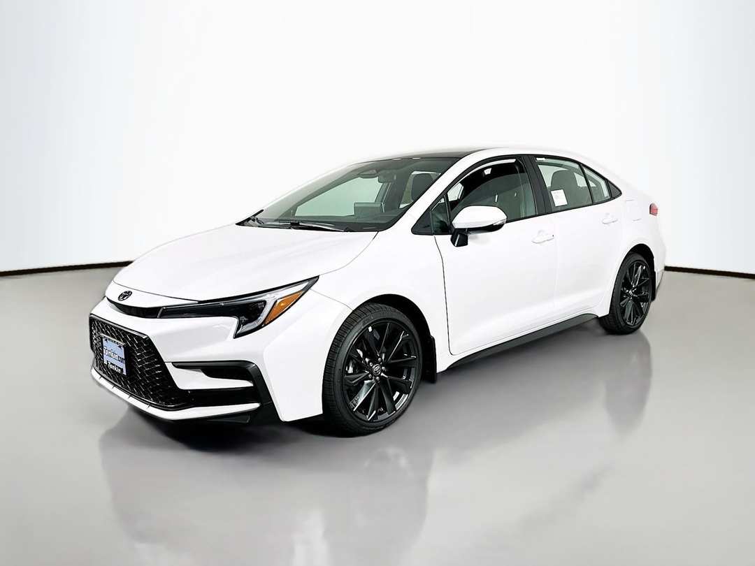 2026 Toyota Corolla SE - Image 3