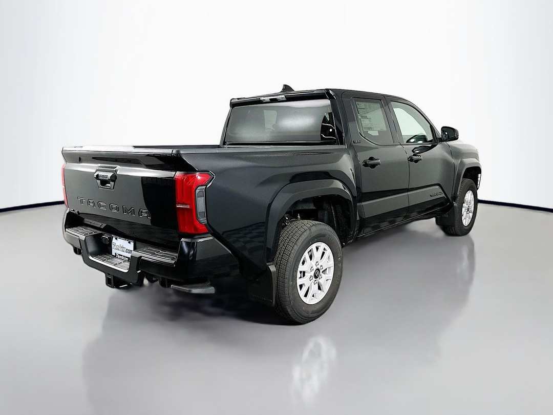 2026 Toyota Tacoma SR5 - Image 7