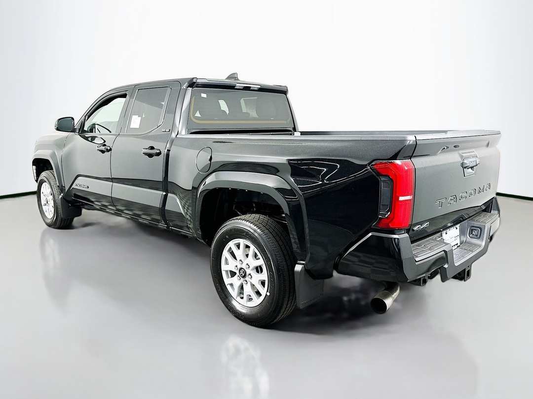 2026 Toyota Tacoma SR5 - Image 5