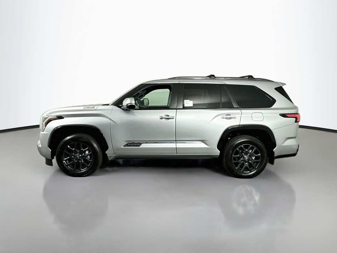 2026 Toyota Sequoia Platinum - Image 4