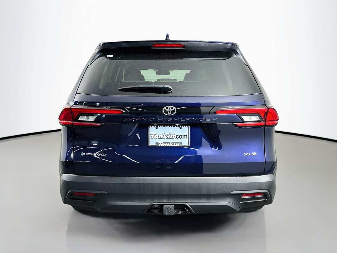 2026 Toyota Grand Highlander Hybrid XLE - Image 6