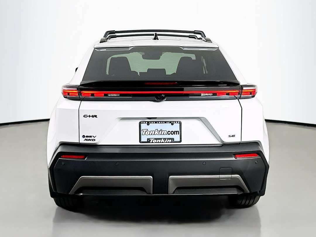 2026 Toyota C-Hr SE - Image 6