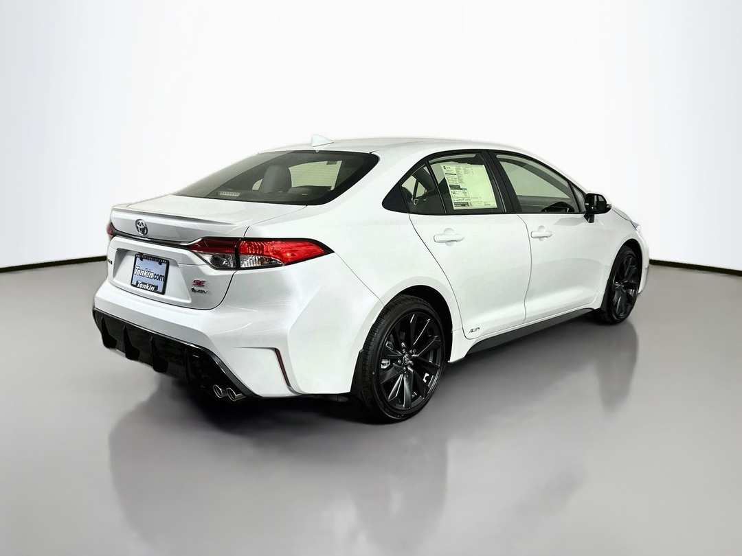 2026 Toyota Corolla Hybrid SE - Image 7