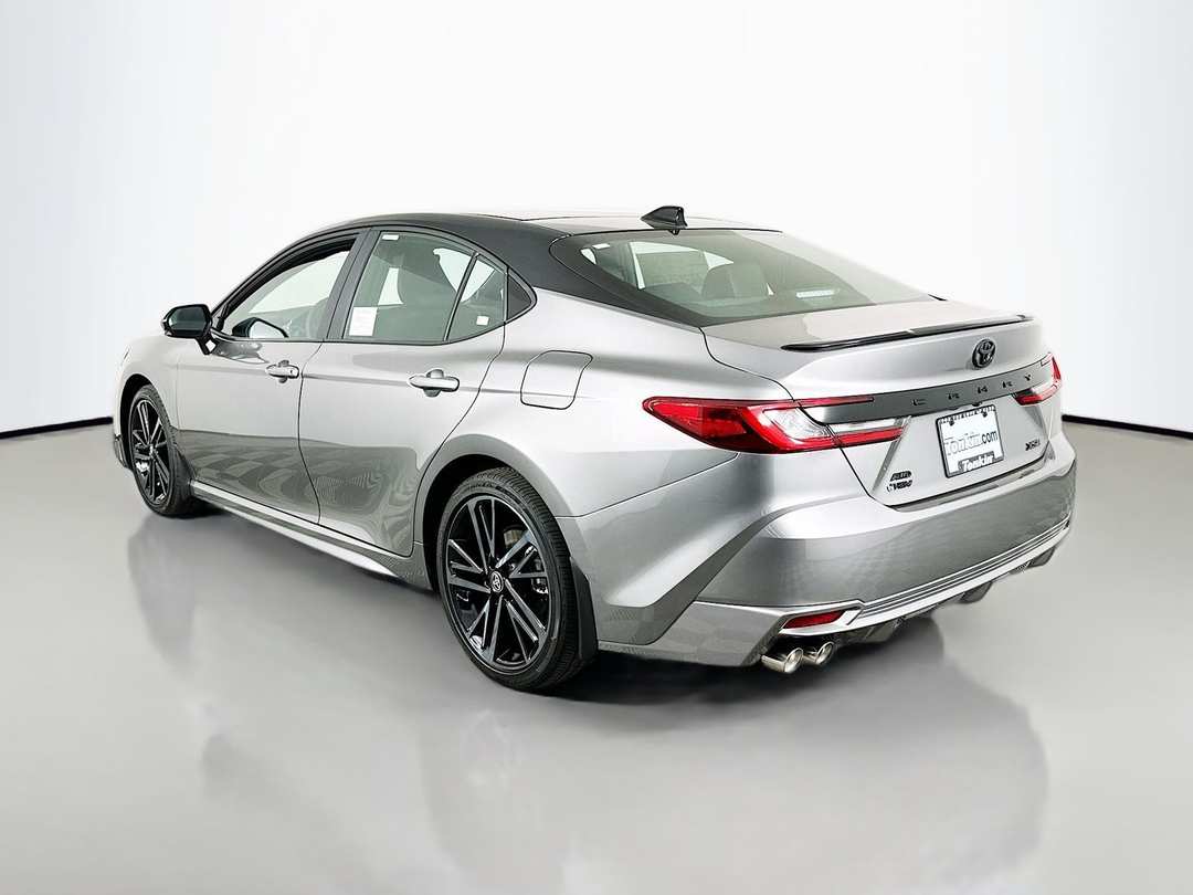 2026 Toyota Camry XSE - Image 5